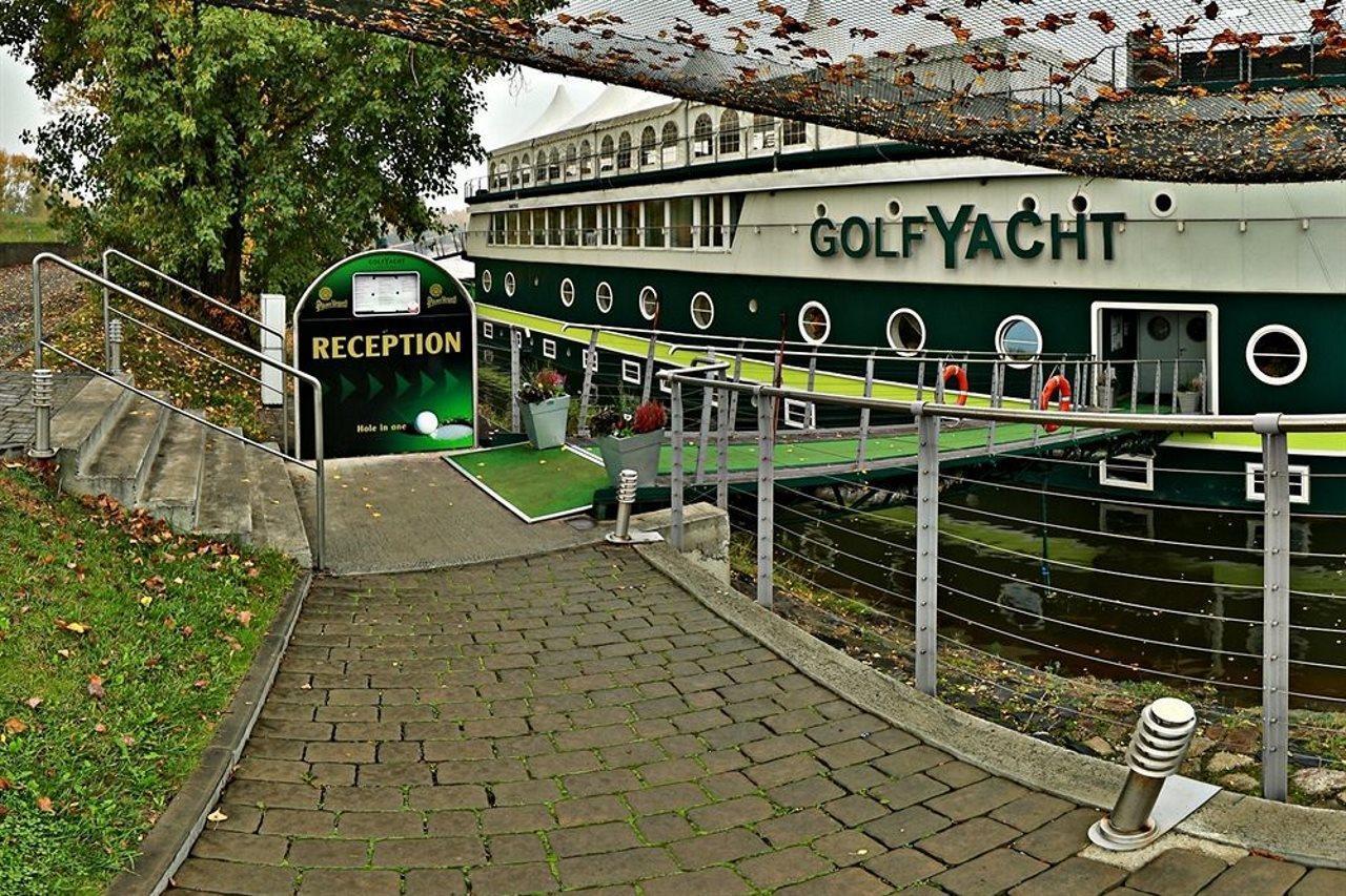 Rohan Boat Praha Bagian luar foto
